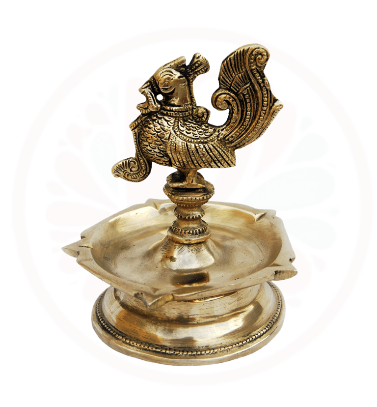 #BrassDeepak #DiyaDecoration #BrassDiya #TraditionalLighting #BrassLamp #DiwaliDecor #HomeDecor #Ind