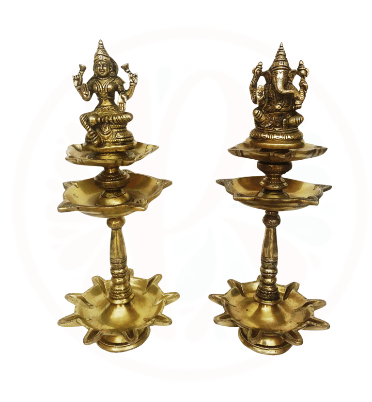 #BrassLamp #IlluminateYourSpace #TimelessElegance #SpiritualDecor #HomeDecor #TraditionalCraftsmansh