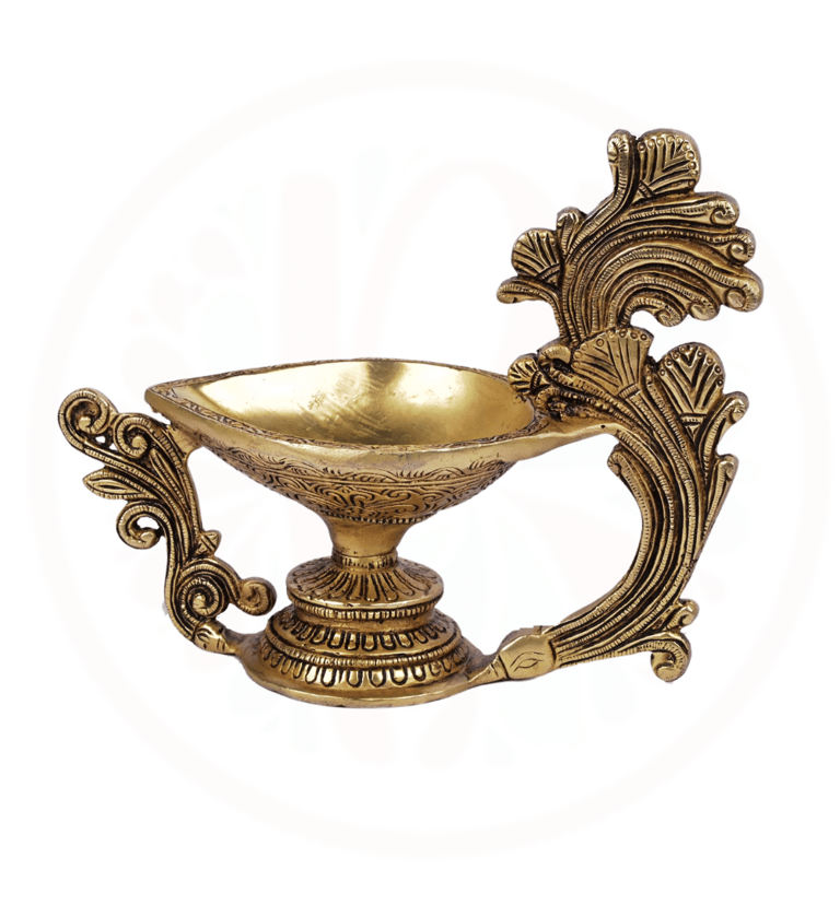 #BrassDeepak #DiyaDecoration #BrassDiya #TraditionalLighting #BrassLamp #DiwaliDecor #HomeDecor #Ind