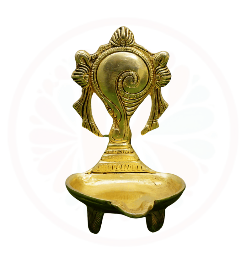 #BrassDeepak #DiyaDecoration #BrassDiya #TraditionalLighting #BrassLamp #DiwaliDecor #HomeDecor #Ind