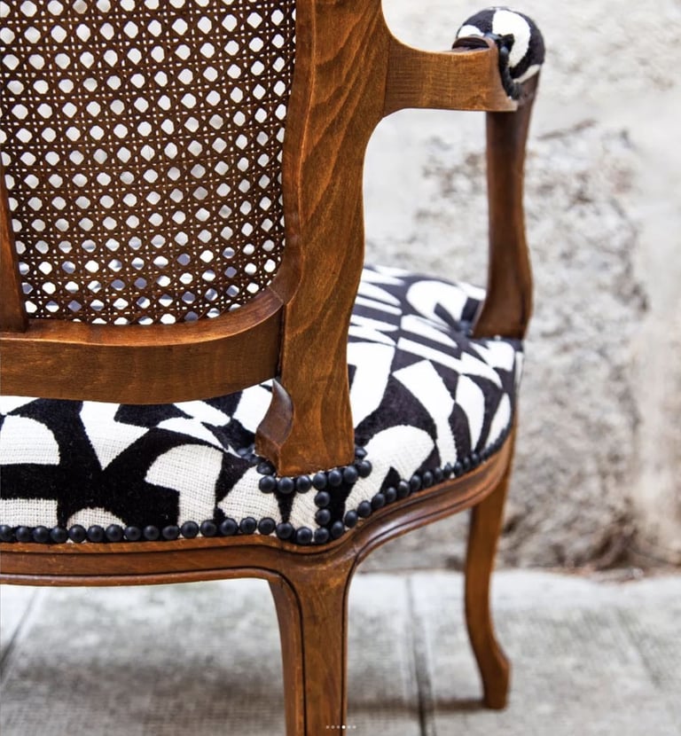 Fauteuils de style Louis XV à dossier canné Grenoble