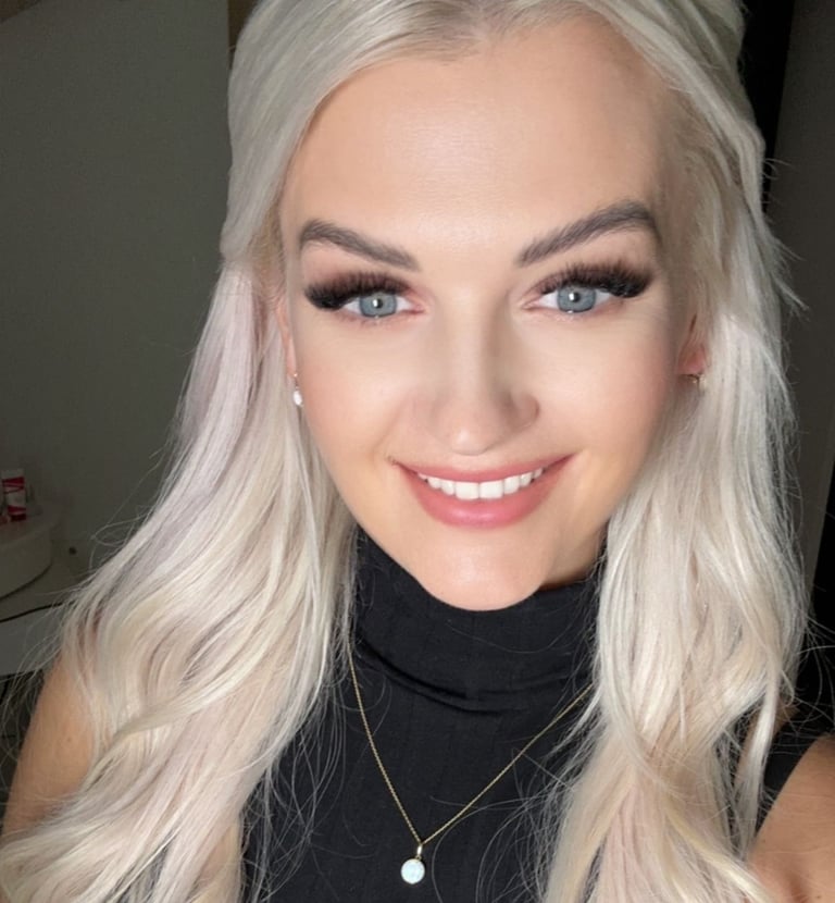 Fatima – Expertin für Microblading, Lashes und Permanent Make-up in Rotkreuz