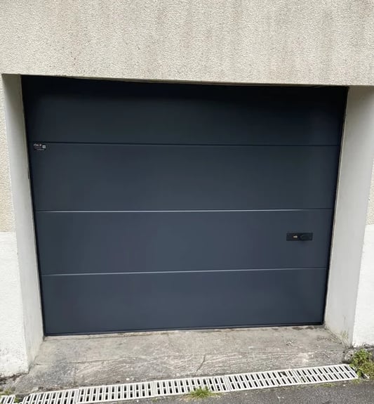 porte de garage manuelle anthracite