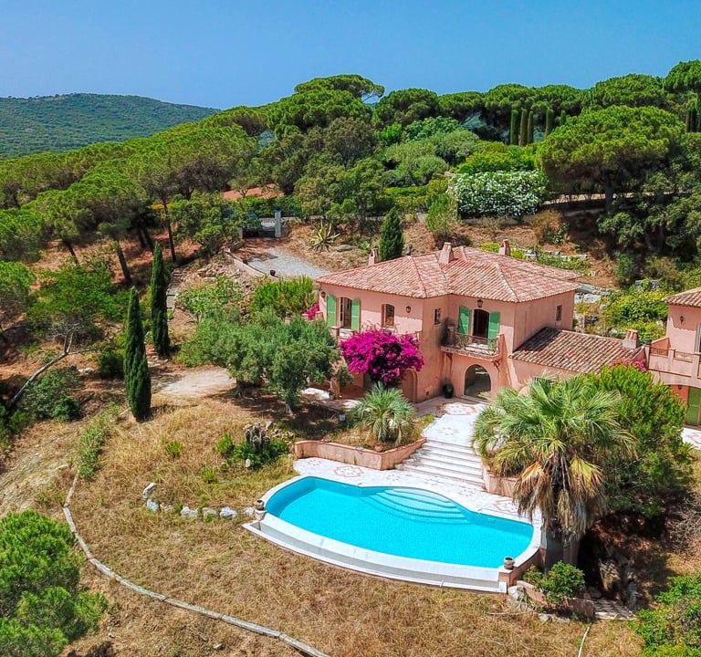 villa ramatuelle vue mer panoramique