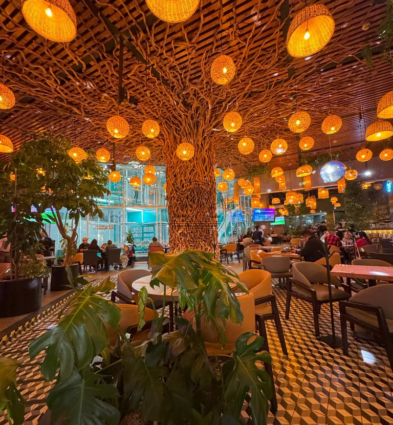 arbol para decoracion de interiores hecho con raíces