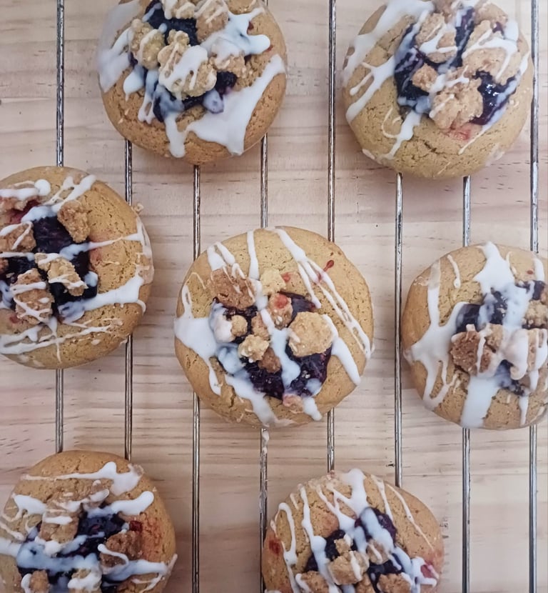 Berry short-cake cookies