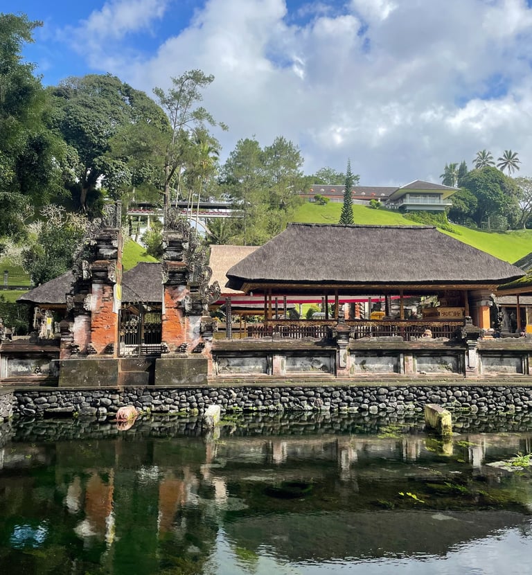 świątynia na Bali, Pura Tirta Empul