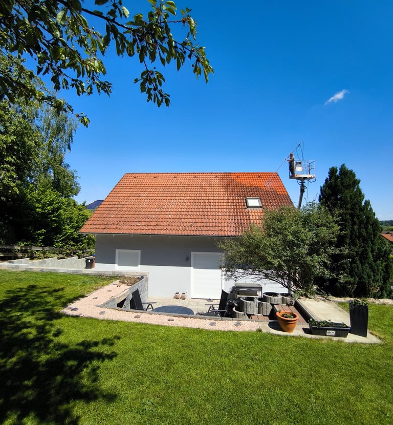 dachreinigung-bad-kreuznach-Hubsteiger.jpg