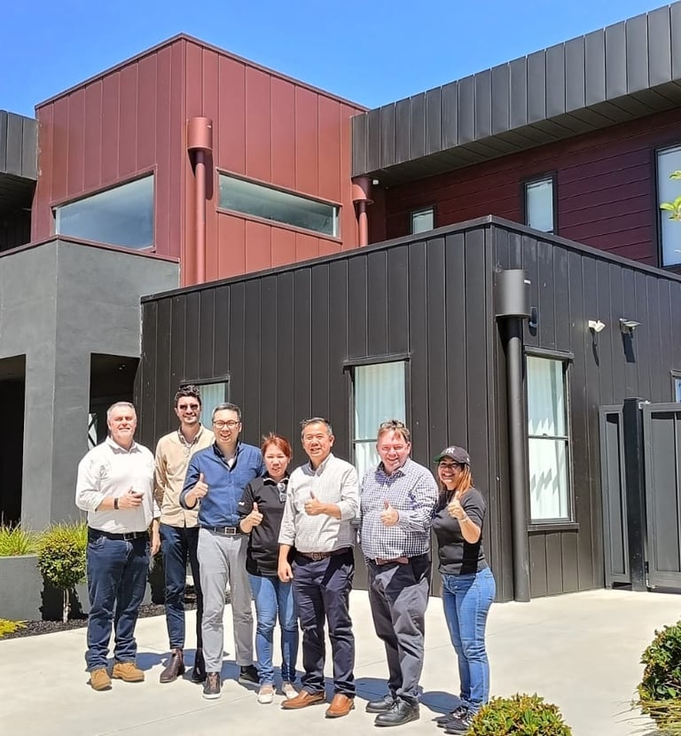 Kunjungan ke pabrik bluescope australia