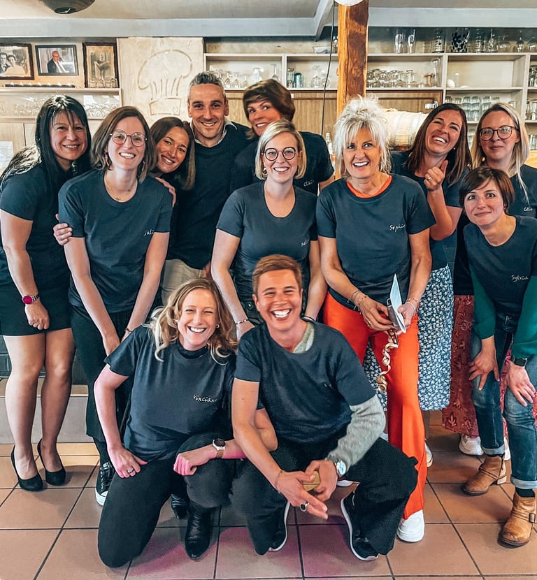 l'équipe d'Au Fil de l'eau qui sourient