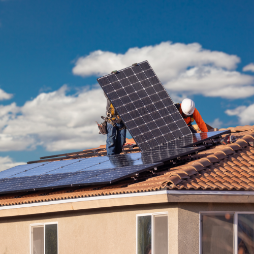 Nettoyage de Panneaux Solaires à Sautron, Nantes et La Baule