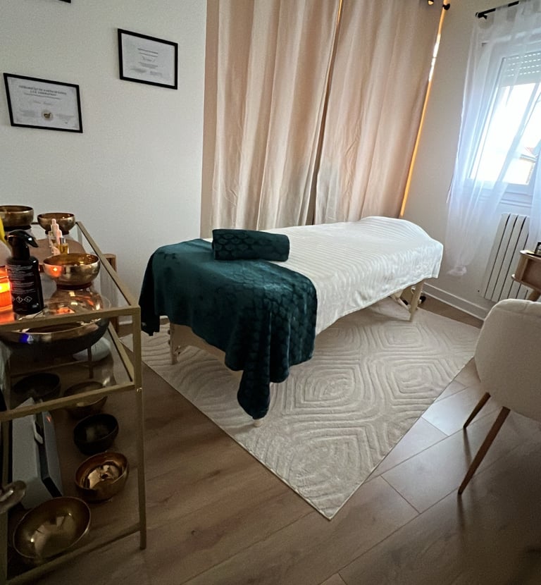 soin-visage-confiance-claire-leydier-massage-massageholistique-holistique-therapie-massotherapie-sonotherapie-drainagelymphat