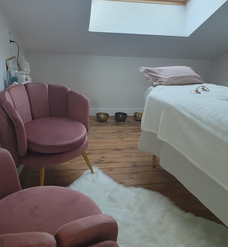 claire-massage-holistique-limoges-sonotherapie-bienetre-montjovis-massotherapie-drainagelymphatique-
