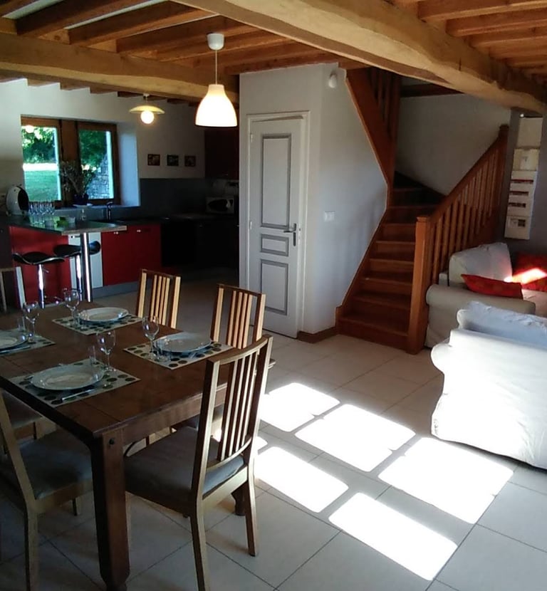 Gîtes de 6 à 20 places au coeur des marais du Cotentin à Etienville