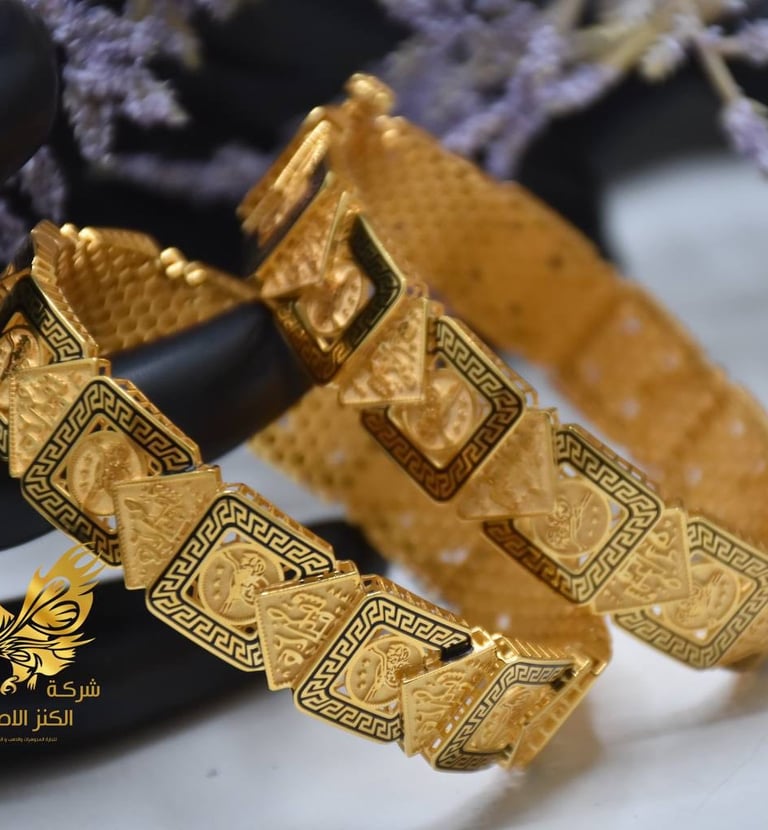 gold toned bracelets | a variety of gold rings with diamonds  | Alkanz Alasifar | Antalya Jewellery