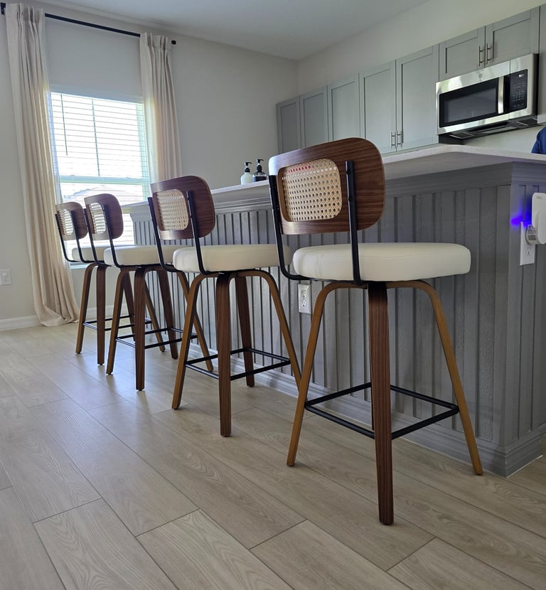 kitchen island accent idea