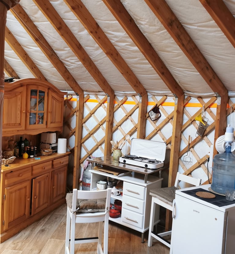 10 méteres jurta konyha