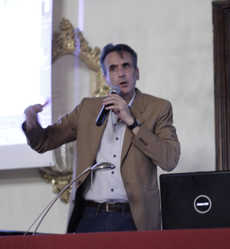 Conferencia de Marcelo Castelo en ïmola, Italia