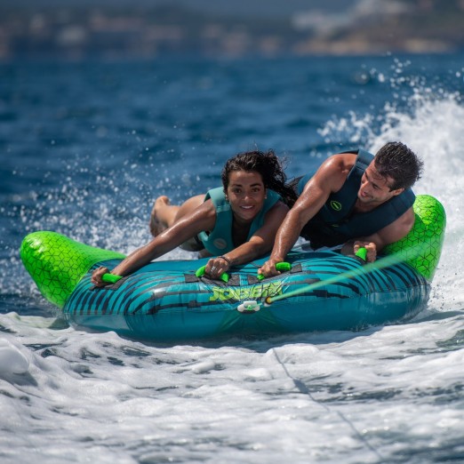 Juego arrastrable Jobe en una semirrígida