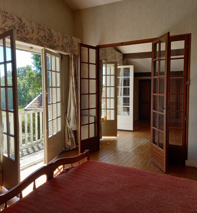 Frankrijk -Sud-Ouest- Nouvelle-Aquitaine -Gironde eerste verdieping - master suite met eigen badkame