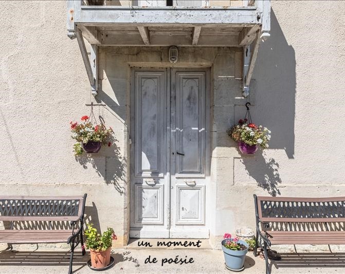 Frankrijk -Sud-Ouest- Nouvelle-Aquitaine -Gironde eerste verdieping - Chalet - De ingang