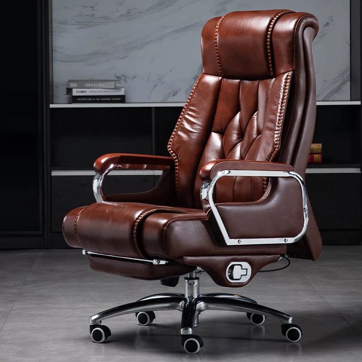 Full office chair servicing and lubrication in Mumbai by Chetan Chair Repairing