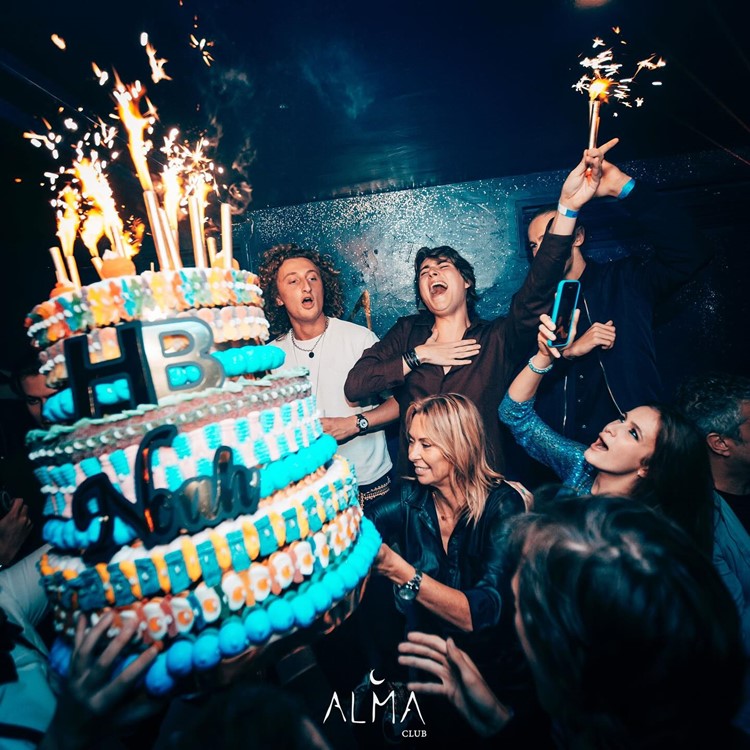 birthday alma club paris best club paris
