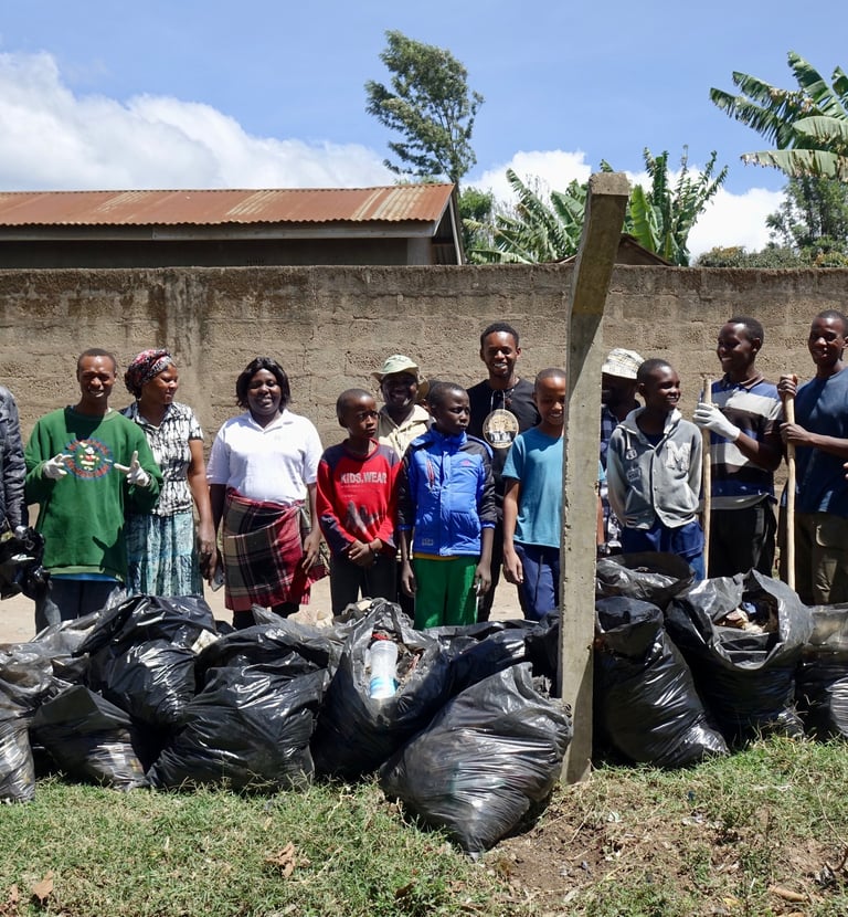 Volunteers after clean up