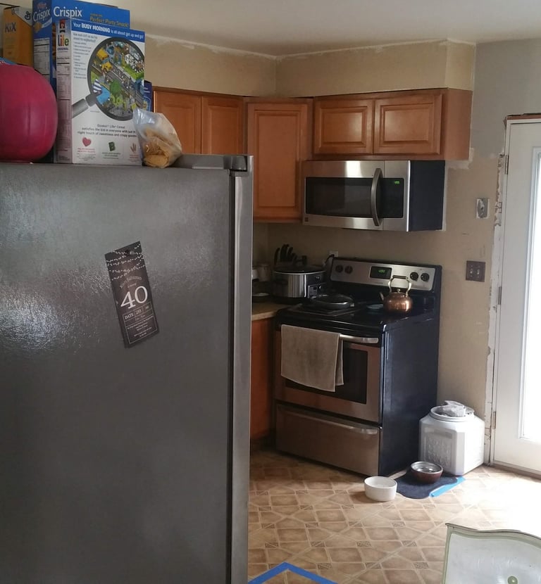 Before remodel picture of an outdated kitchen. Colorado Springs.