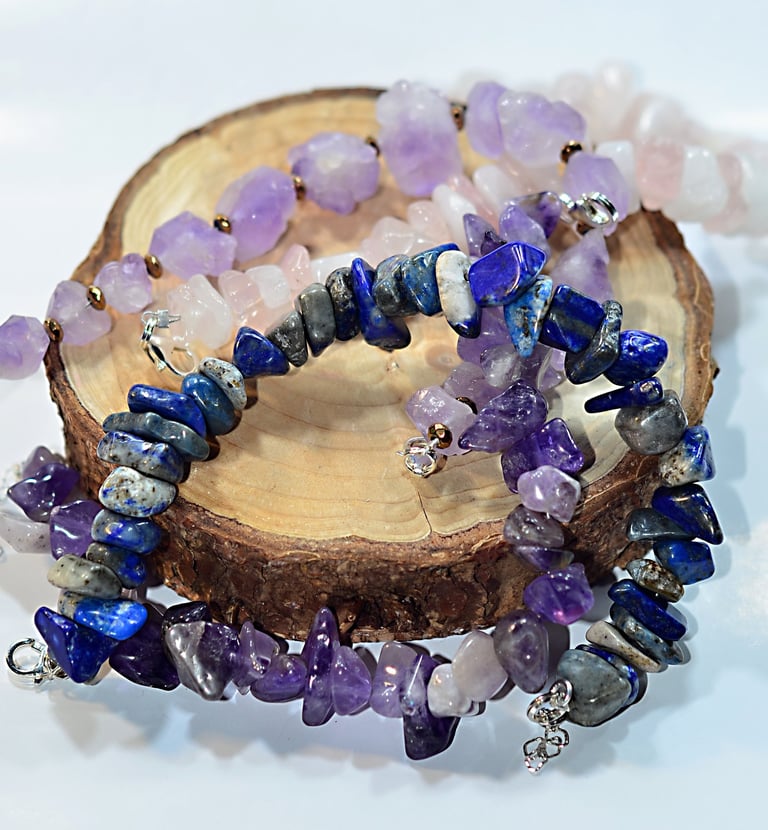 bracelets made from natural stones using handicraft methods
