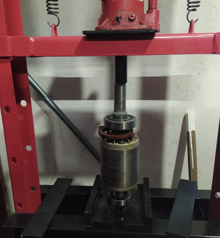 cambio de baleros con prensa hidraulica