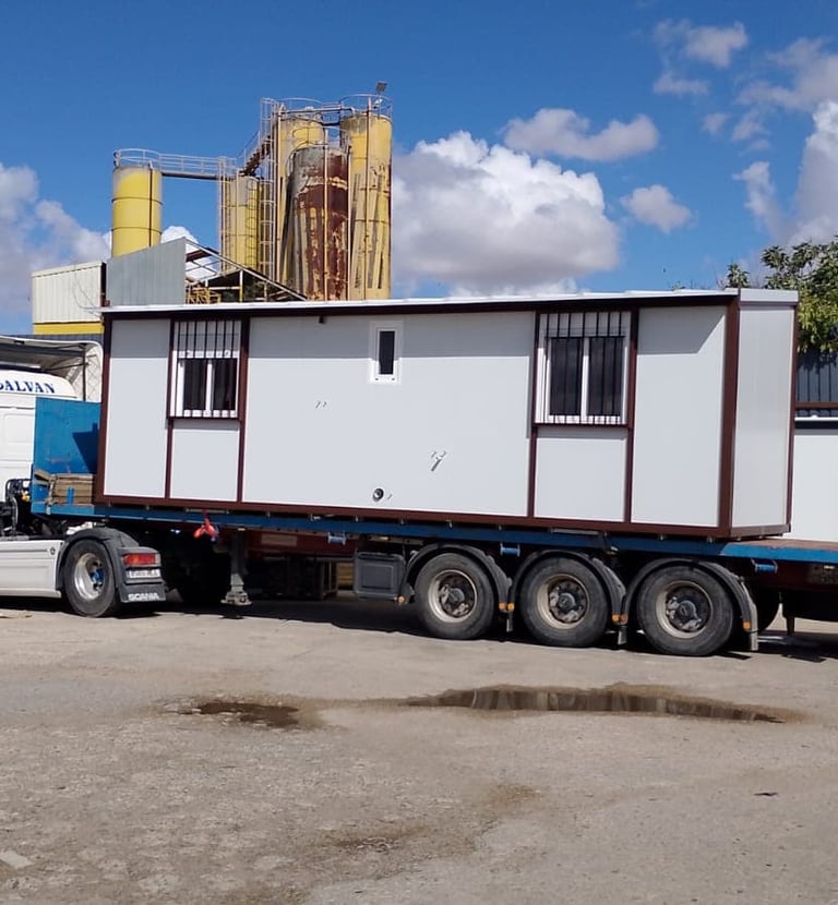 casa prefabricada con pannel Sándwich y Hierro Galvanizado