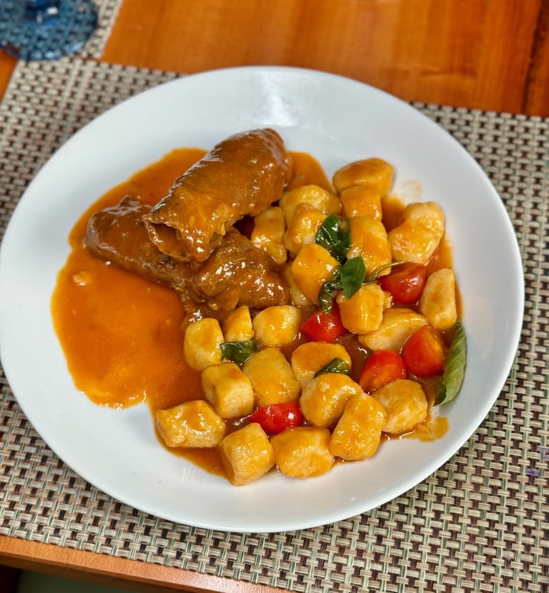 Pratos Casa Nonna - Gnochi com Bracciolla
