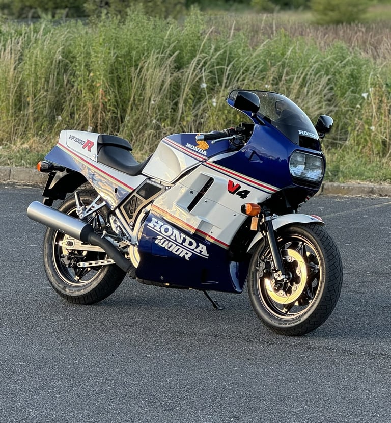 Classic Honda VF 1000R