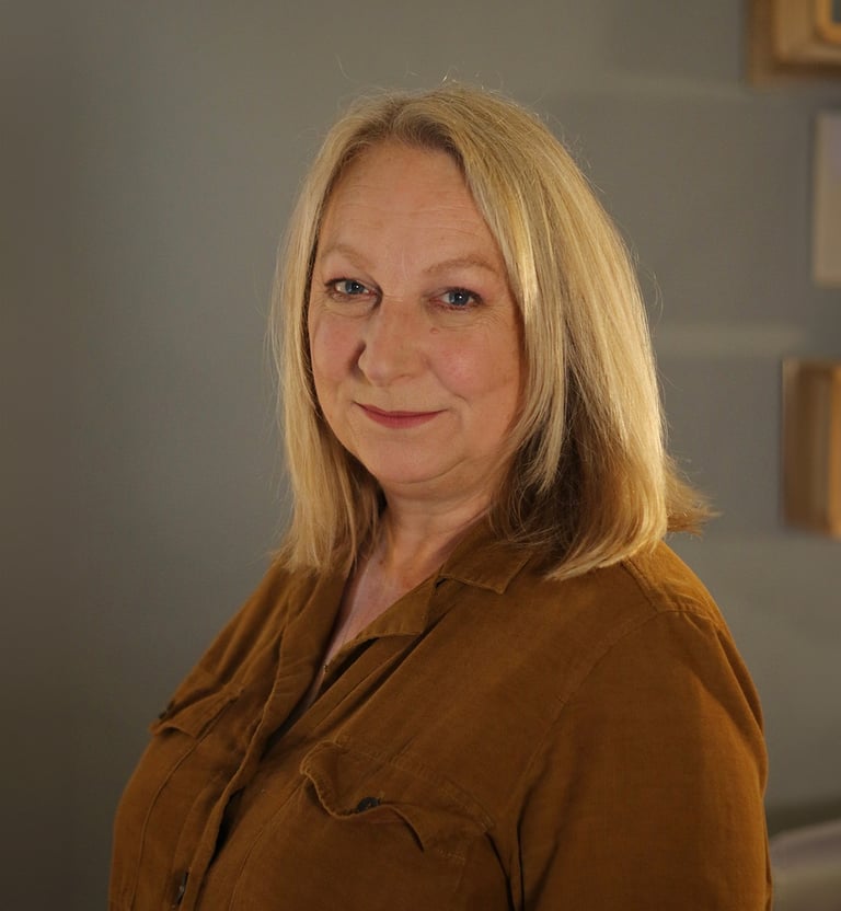 Susan Anderton 
