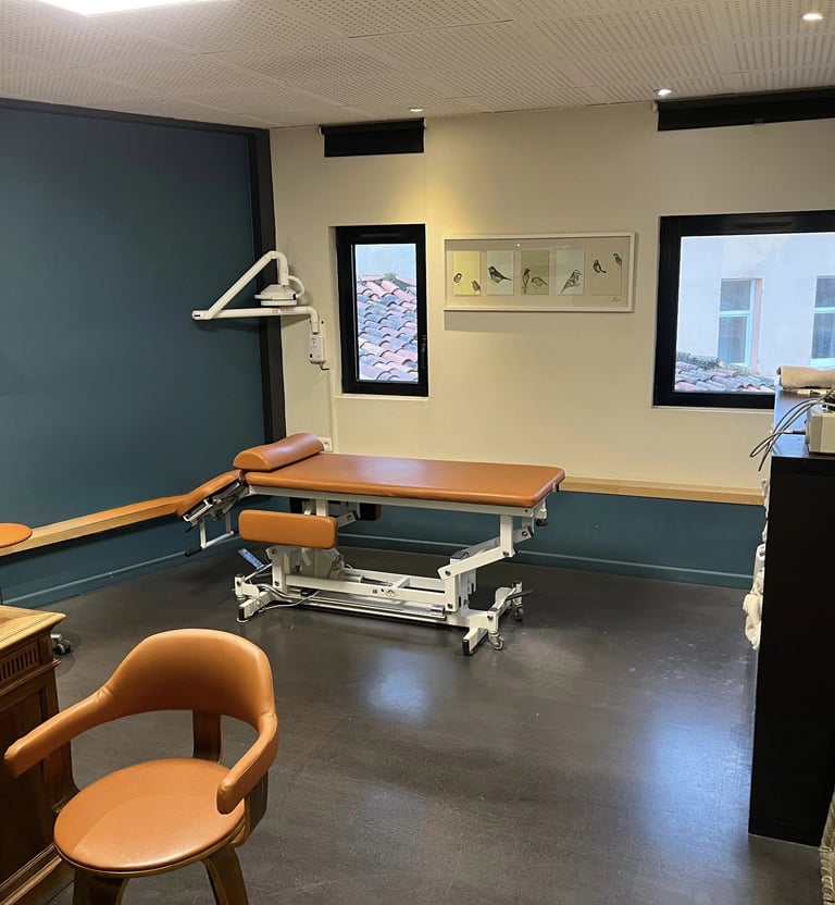 Vue intérieure du cabinet Brignoles