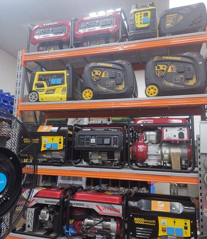 a bunch of tools and tools on a shelf
