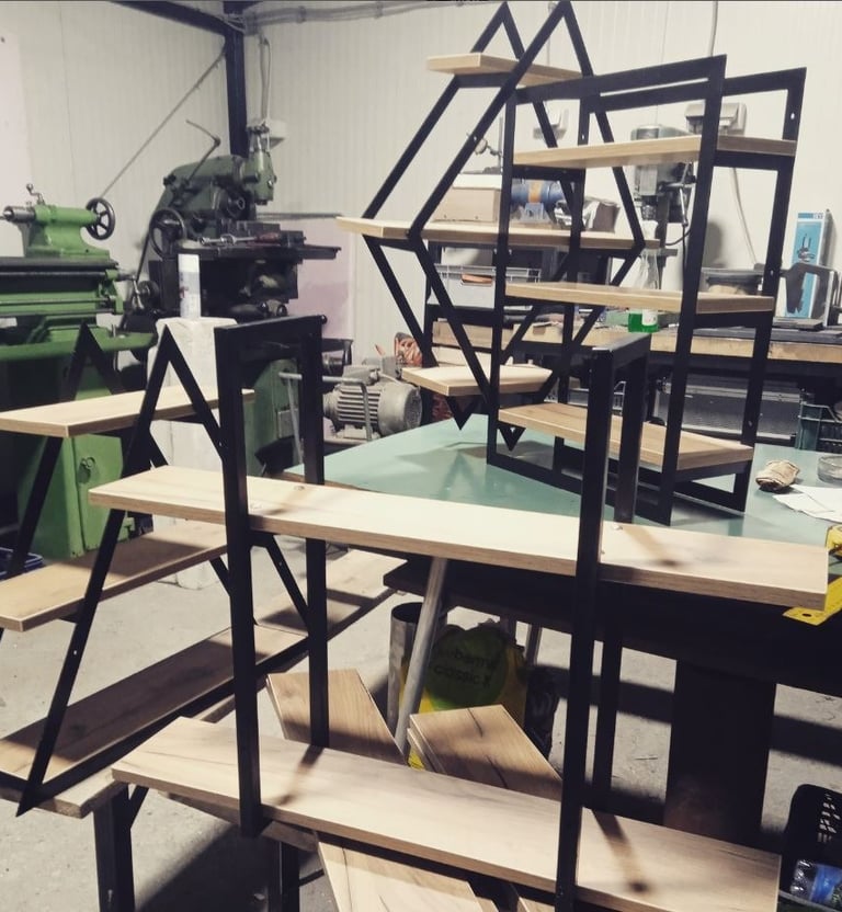 drvometal, drvo metal, nameštaj, police, stolovi, stolice, ograde, ograda, kapija