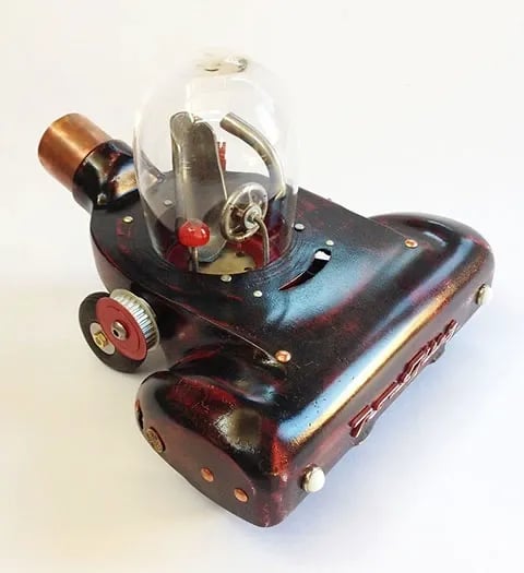 Found object car sculpture named Road King by artist Tal Avitzur, image 1.