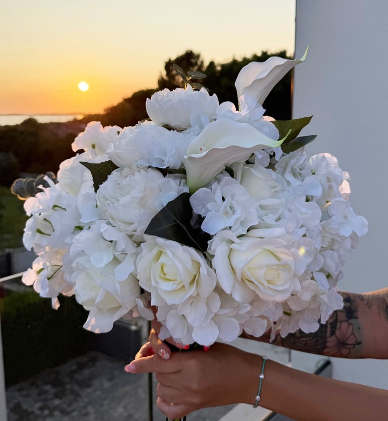 virágcsokrok, esküvői dekoráció