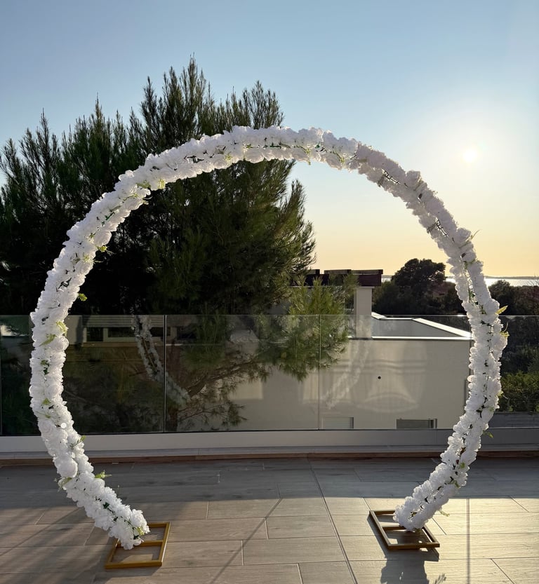 boldogságkapu, esküvői dekoráció