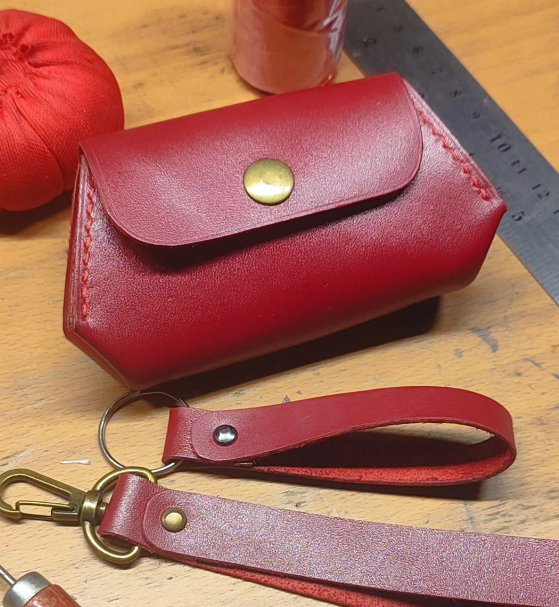 Amo Adi genuine leather goods Usto coin purse