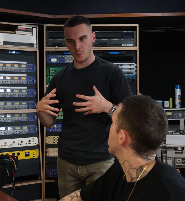 duds gravando rapper no estudio de trap.JPG
