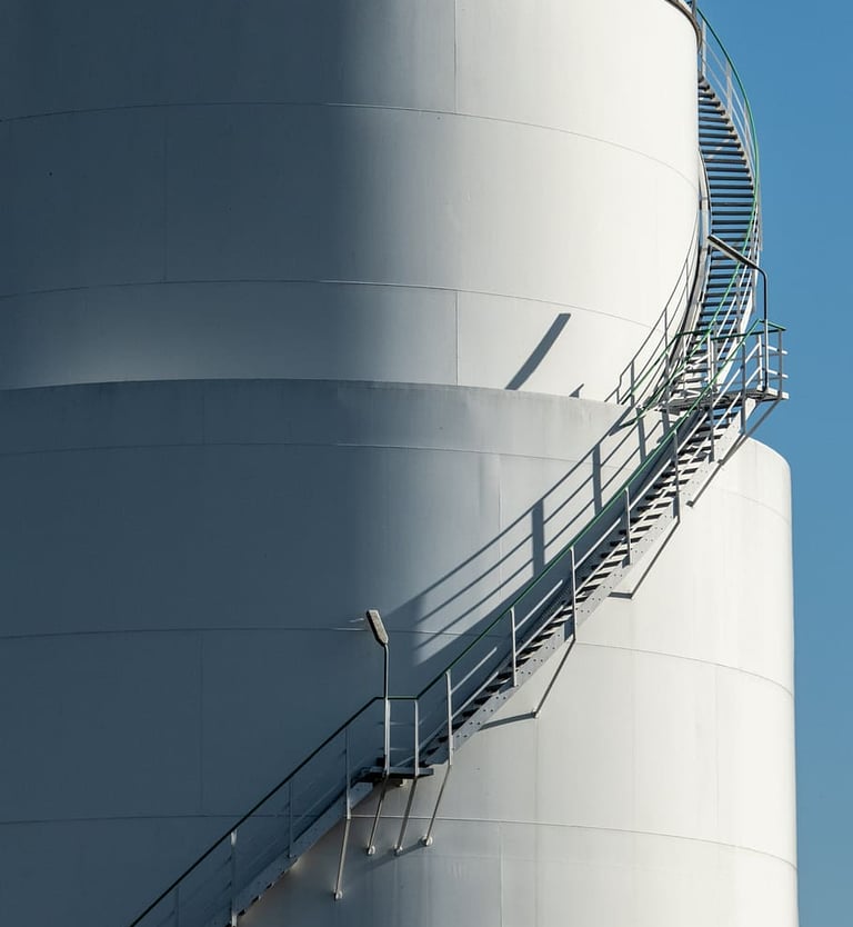 tank jacking equipment for storage tank