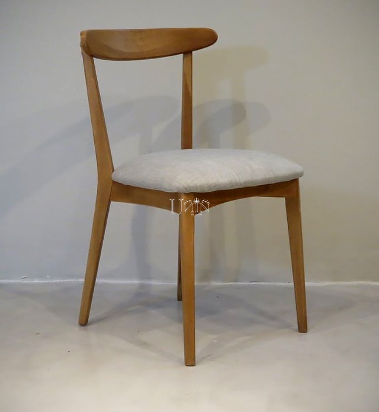 silla madera tapizada respaldo curvo