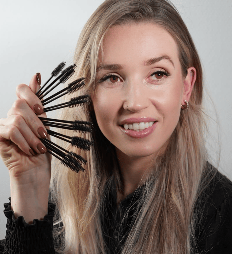 Déborah, Lash Artist et Formatrice internationale à Genève, spécialiste du regard