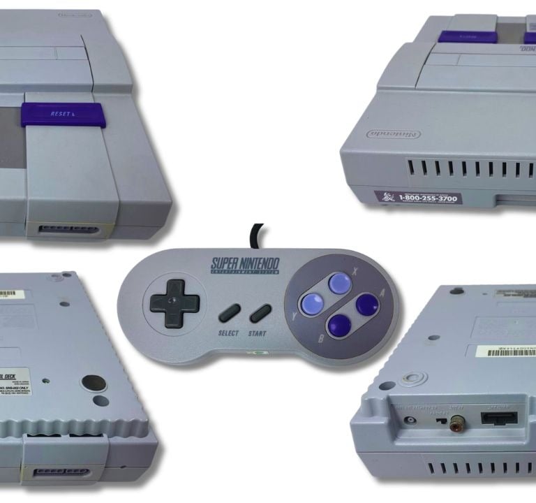 Console de videogame Super Nintendo Entertainment System (SNES ou Super NES), Versão EUA