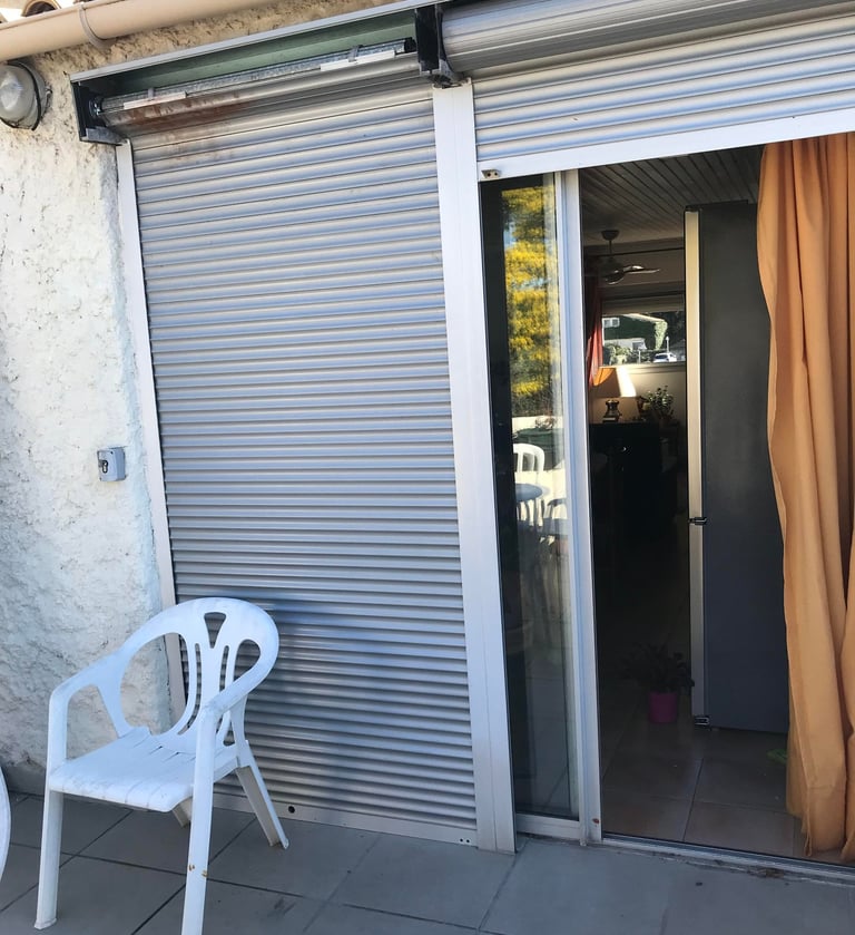 volet roulant manuel tranformé et équipé d'un moteur électrique