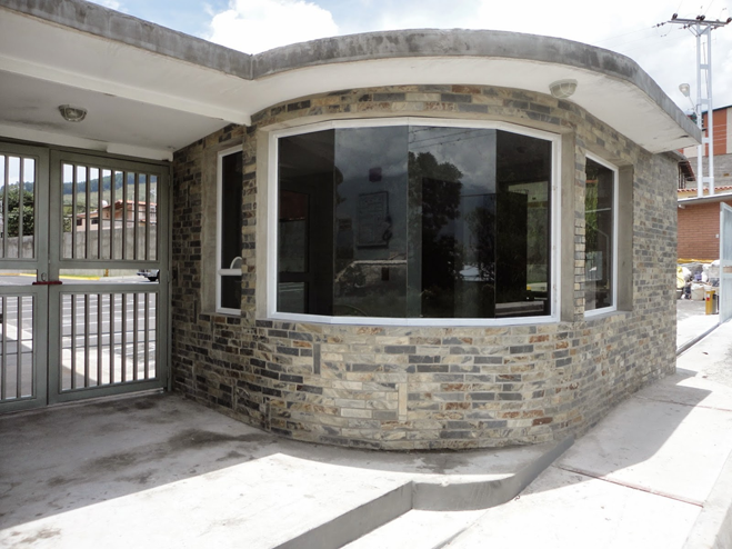 servicios auxiliares comunidades / comunidades y fincas