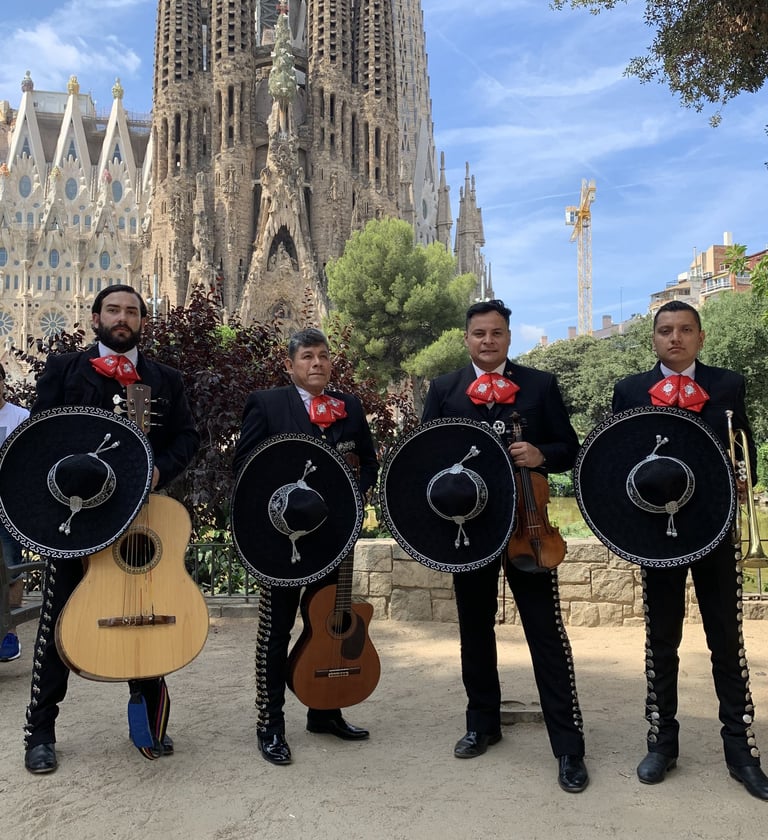 Mariachis en Barcelona, Barcelona Mariachi, Bolos de Mariachis, Mariachis Precio